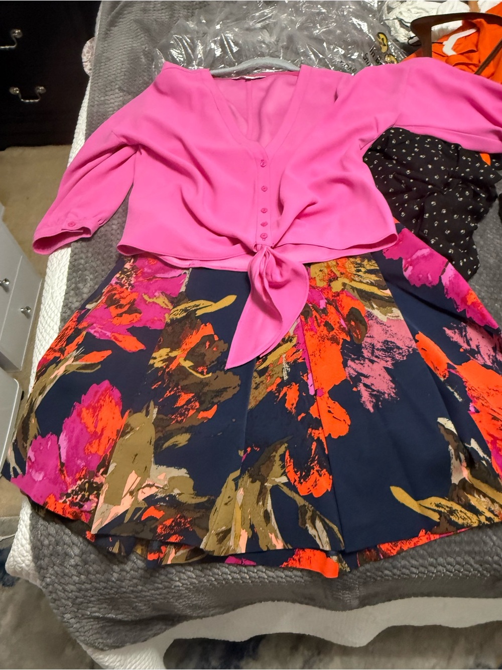 Trina Turk Navy Floral Circle 12 Skirt with Large Pink Accents